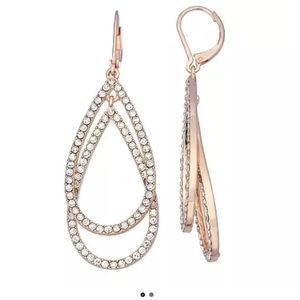 🌟 5 for $15🌟NWT Vera Wang Earrings